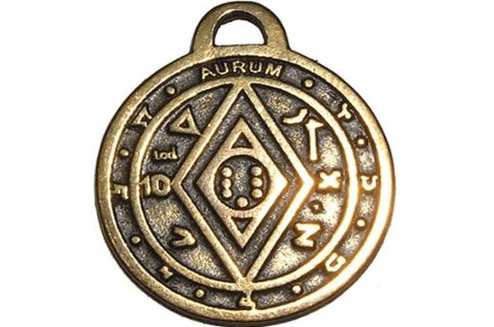 Amuleto de moeda para sorte e riqueza